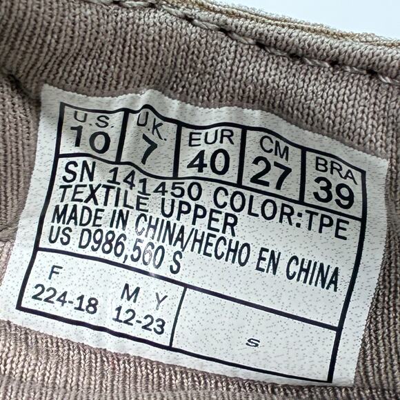 Skechers Ultra Go Walk Taupe Outdoor Walking Sandals 141450 Women's Size 10 - Picture 9 of 10